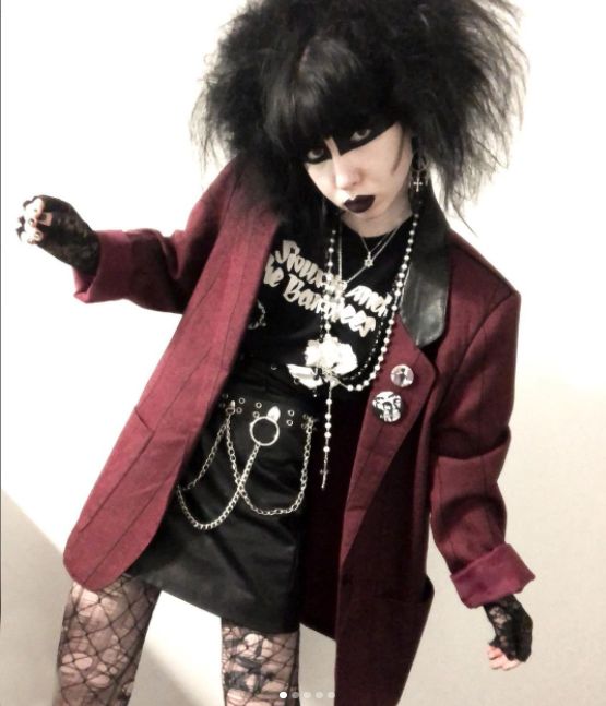 Actualizar 91+ imagen 80s goth outfit - Abzlocal.mx